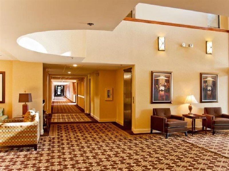 Ann Arbor Regent Hotel And Suites מראה חיצוני תמונה