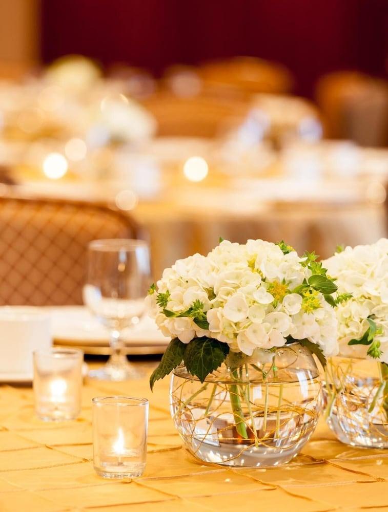 Ann Arbor Regent Hotel And Suites מראה חיצוני תמונה